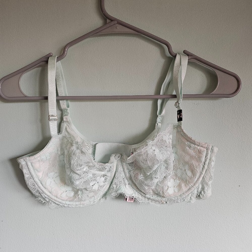 NWT Victoria's Secret Dreams Angels Mint Push Up Bra Without Padding Size 36C